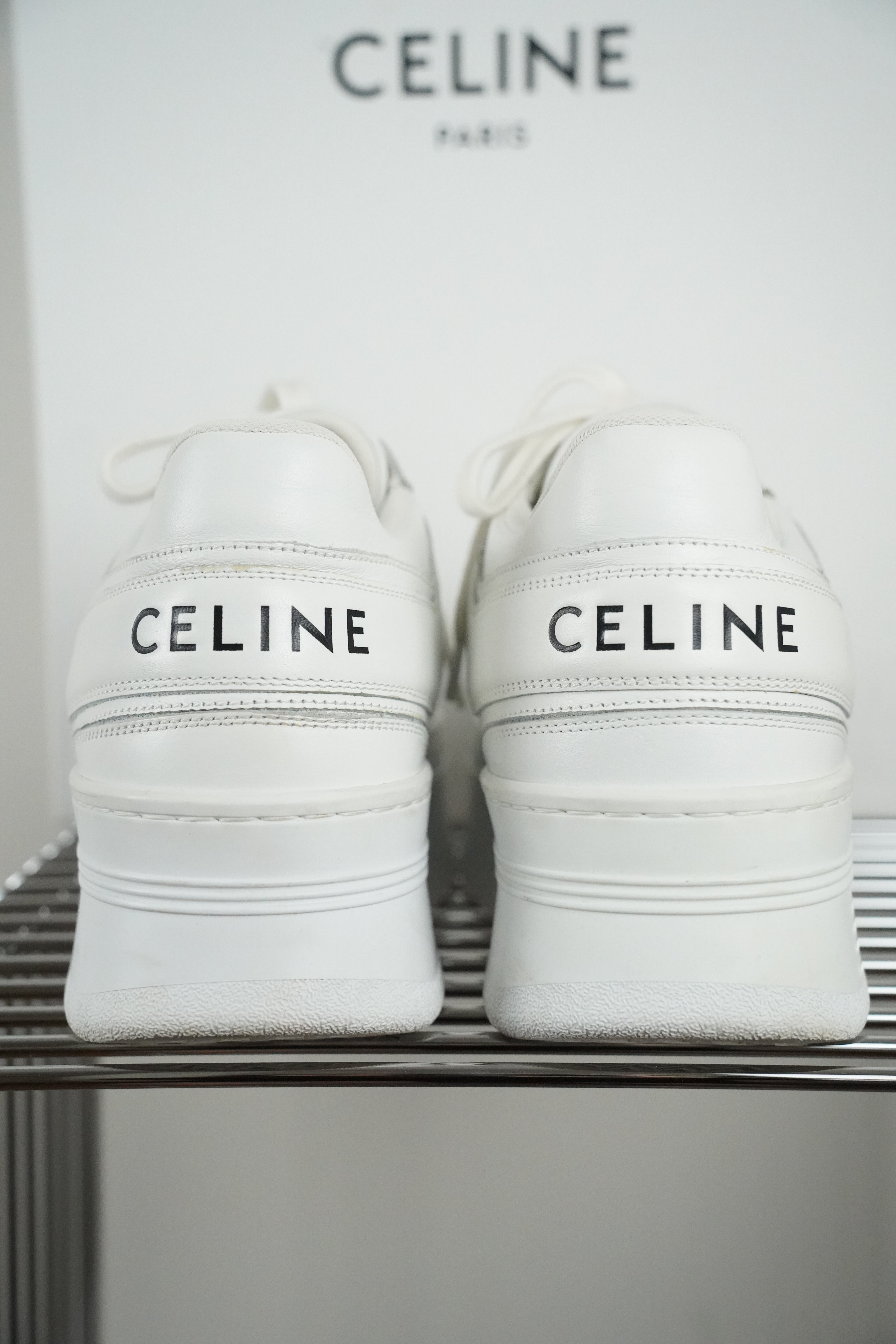 CELINE BLOCK SNEAKER MIT KEIL-AUSSENSOHLE AUS KALBSLEDER| weiß | Gr. 38