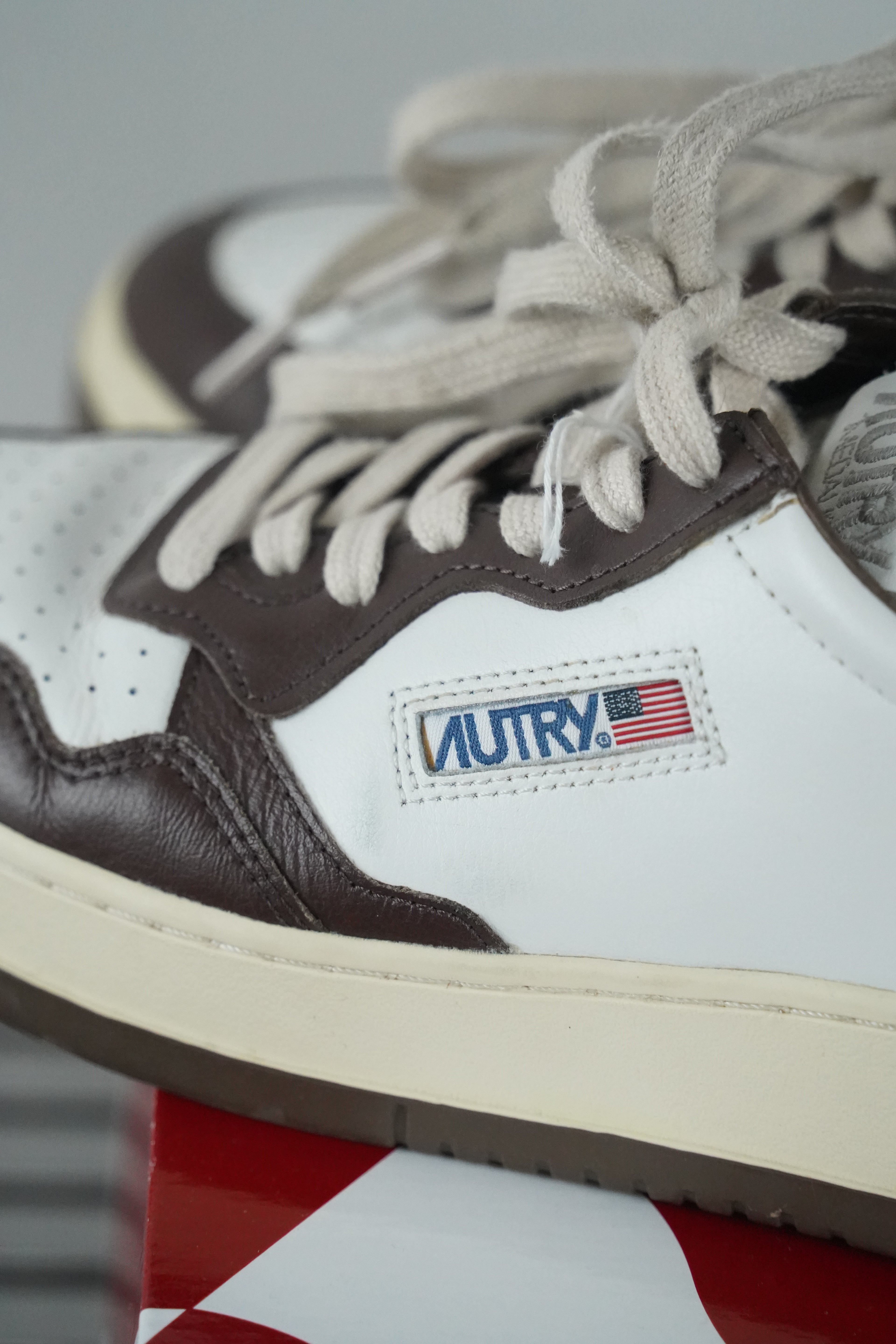 AUTRY Medalist Low Damen Sneaker Weiß/Braun Gr. 40
