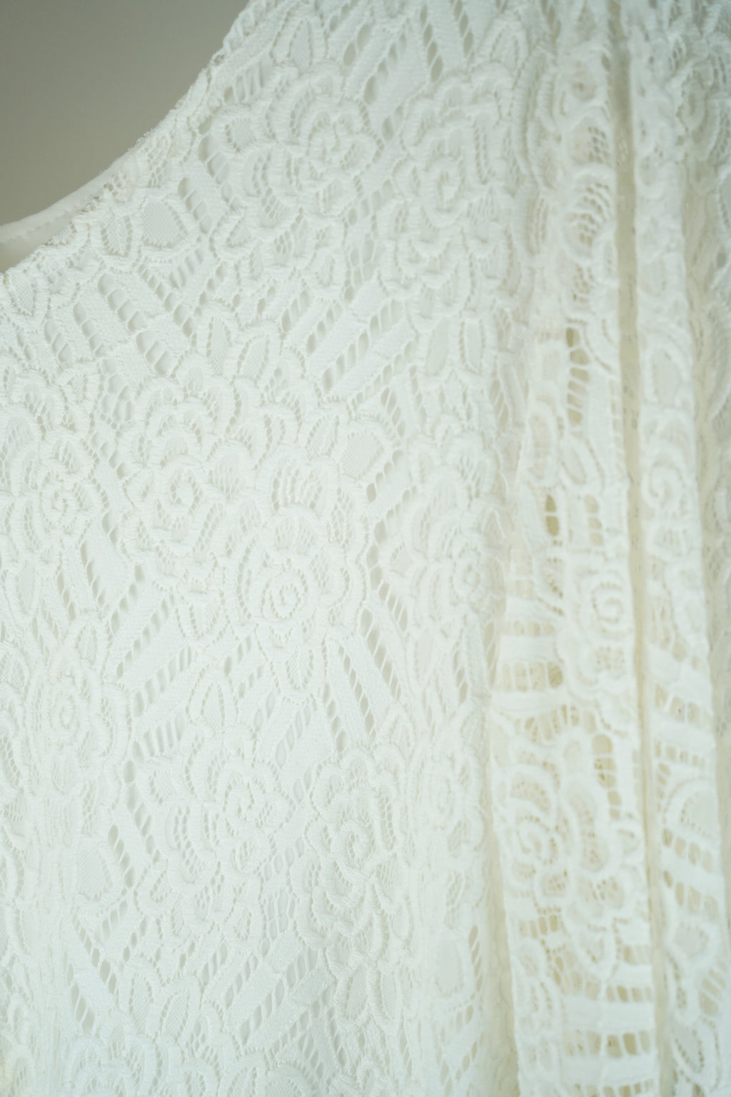 ANA ALCAZAR Spitzenkleid | Gr. 40