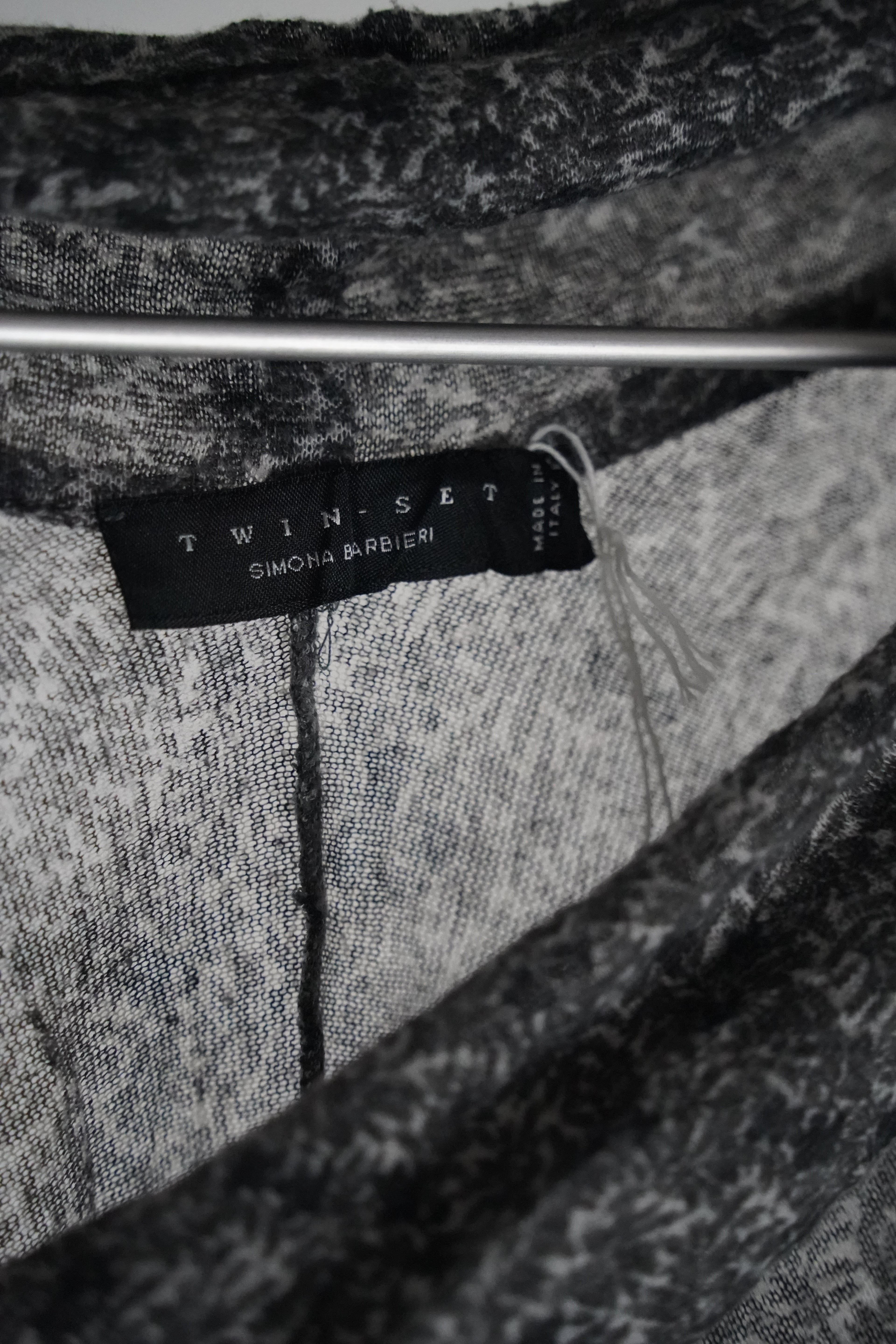 TWINSETLongsleeve mit Wasserfallkragen | Gr. M/L (Etikett fehlt)