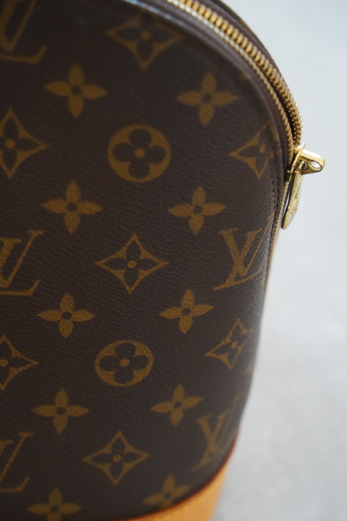 LOUIS VUITTON Alma PM Monogram Canvas
