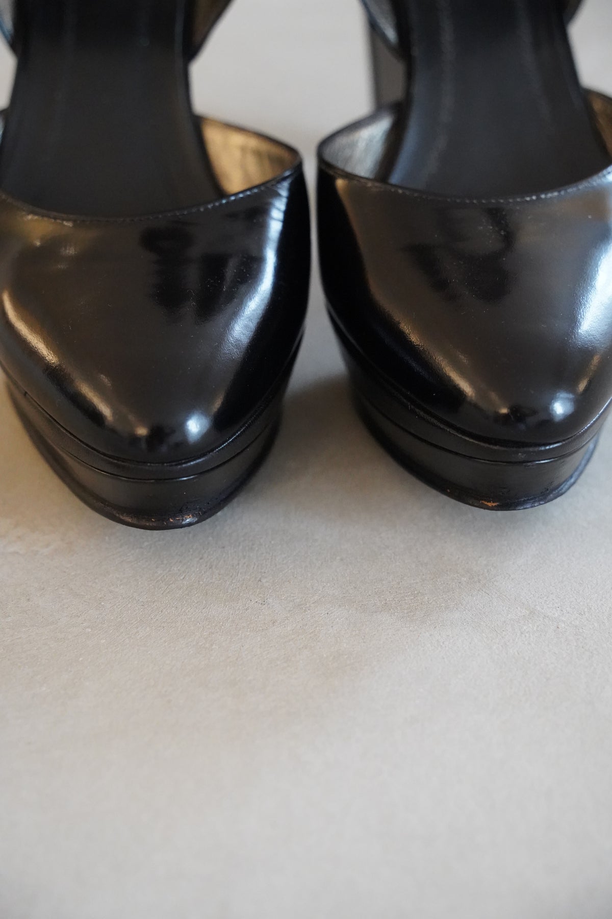 Hugo Boss Plateau- Pumps mit Knöchelriemen | Gr. 39,5