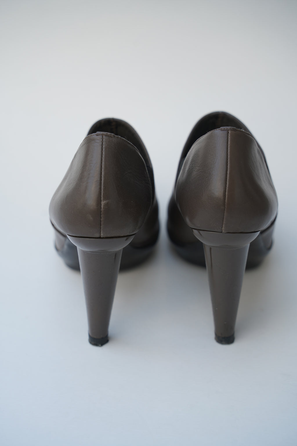 LOLA CRUZ Ankle Pumps