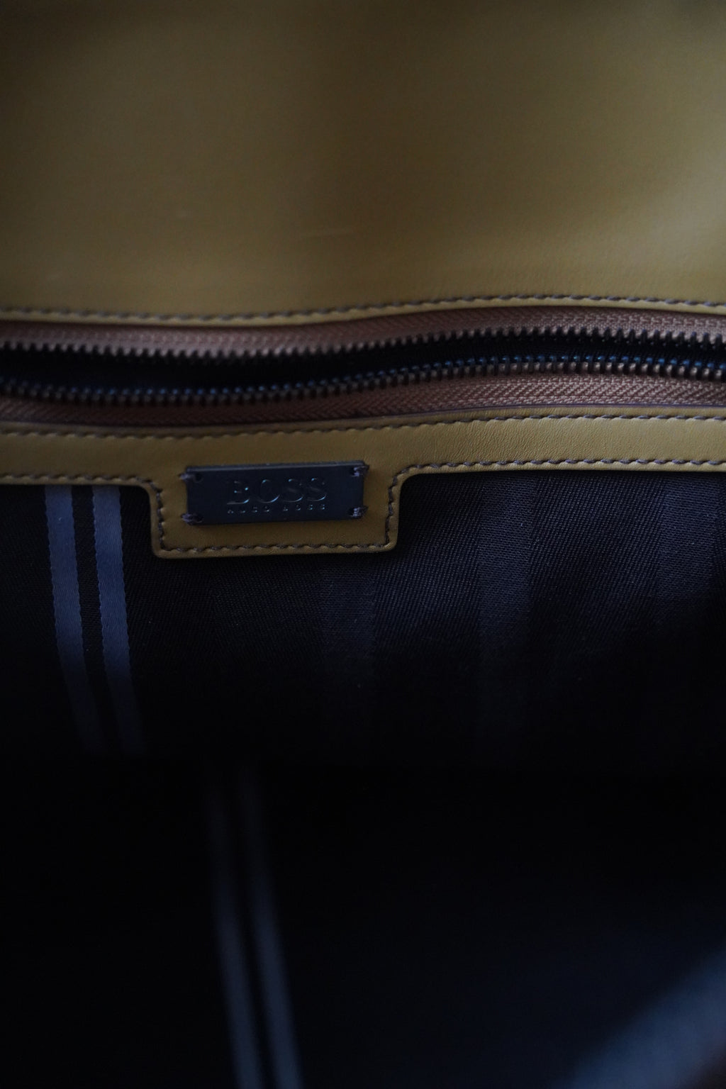 HUGO BOSS Vintage Weekender