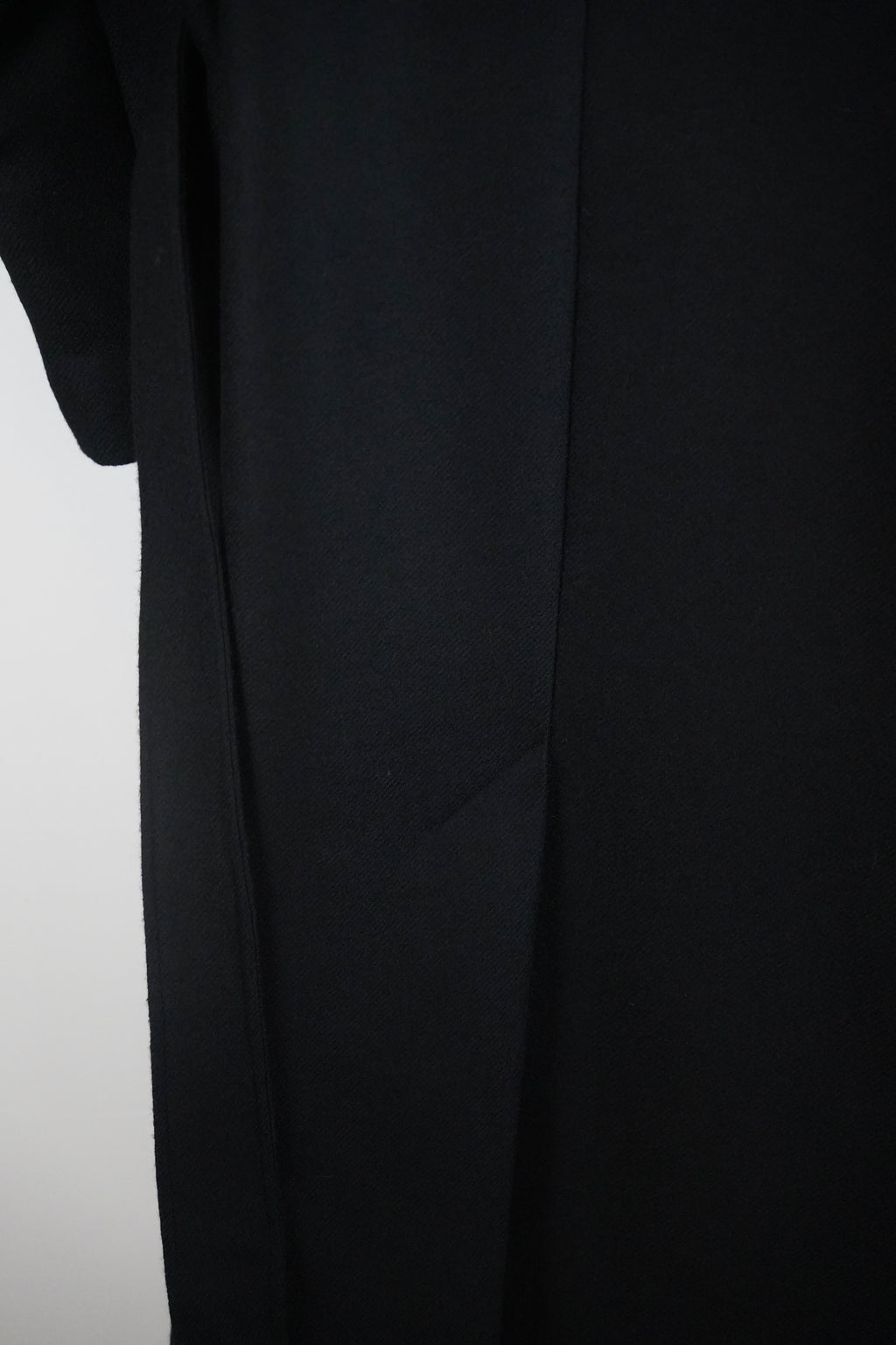 CLUB L'AVENIR Mantel Oversized