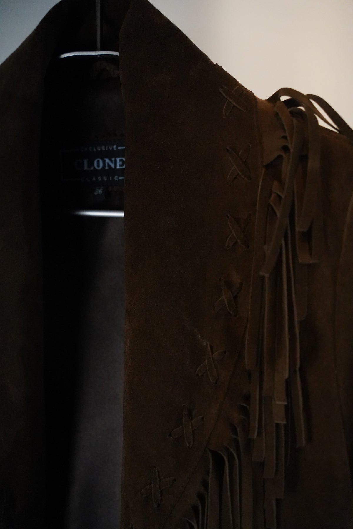 CLONE Wildleder Mantel