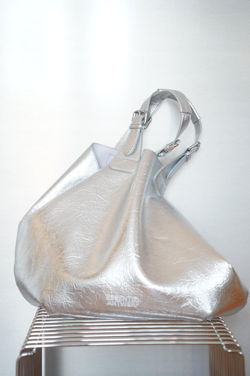 ESSENTIEL ANTWERP Metallic Shopper
