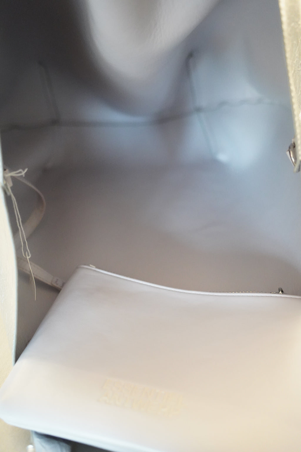 ESSENTIEL ANTWERP Metallic Shopper