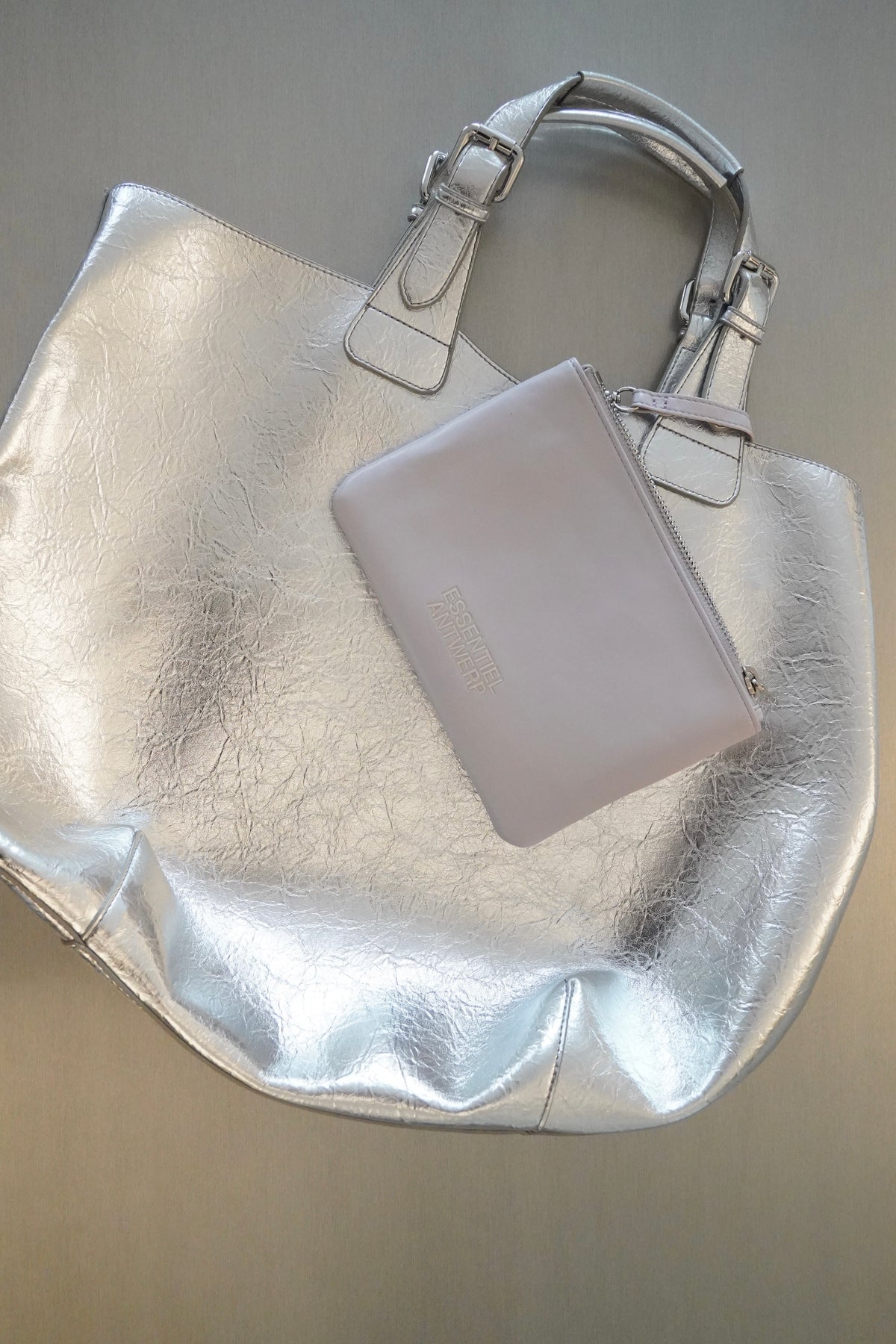 ESSENTIEL ANTWERP Metallic Shopper