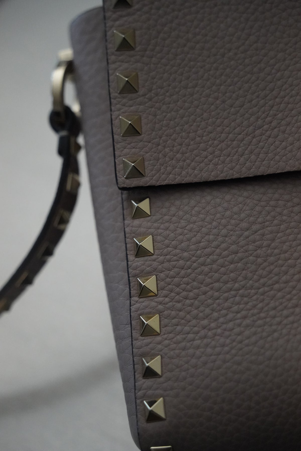 VALENTINO Garavani Rockstud Crossbody Bag