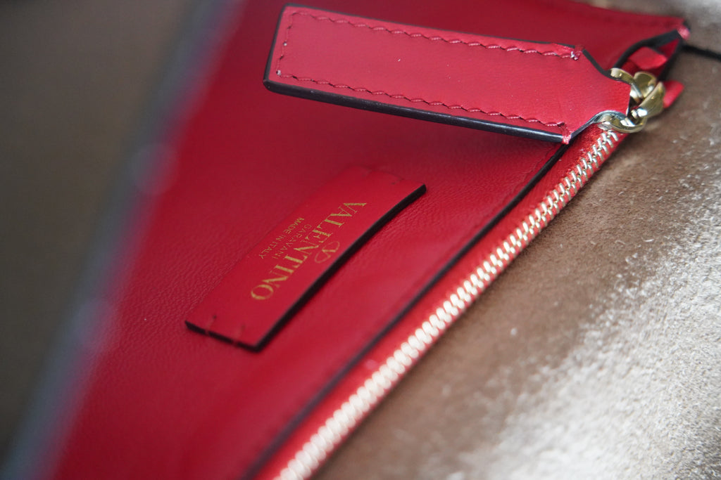 VALENTINO Garavani Rockstud Crossbody Bag