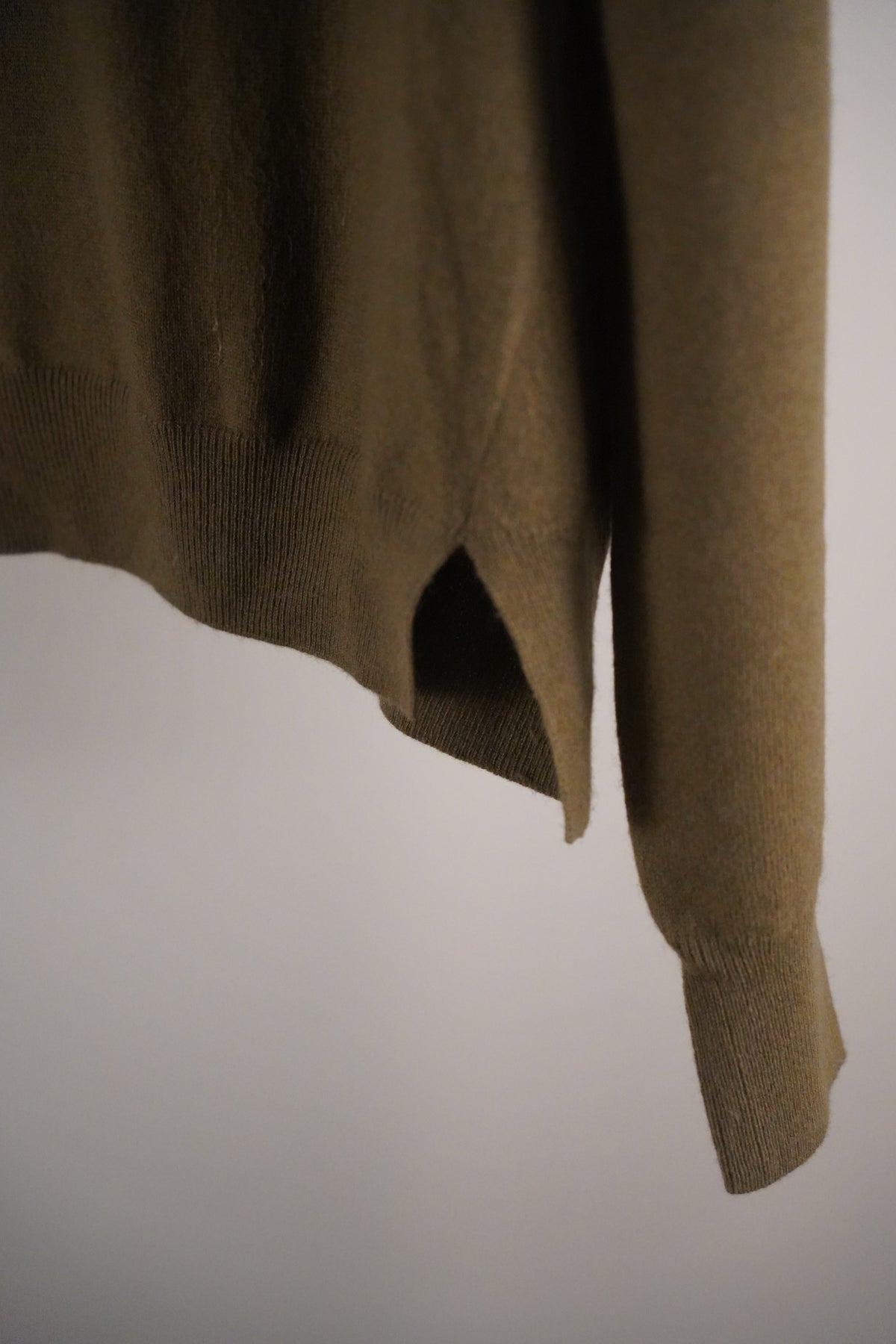 CLOSED Pullover