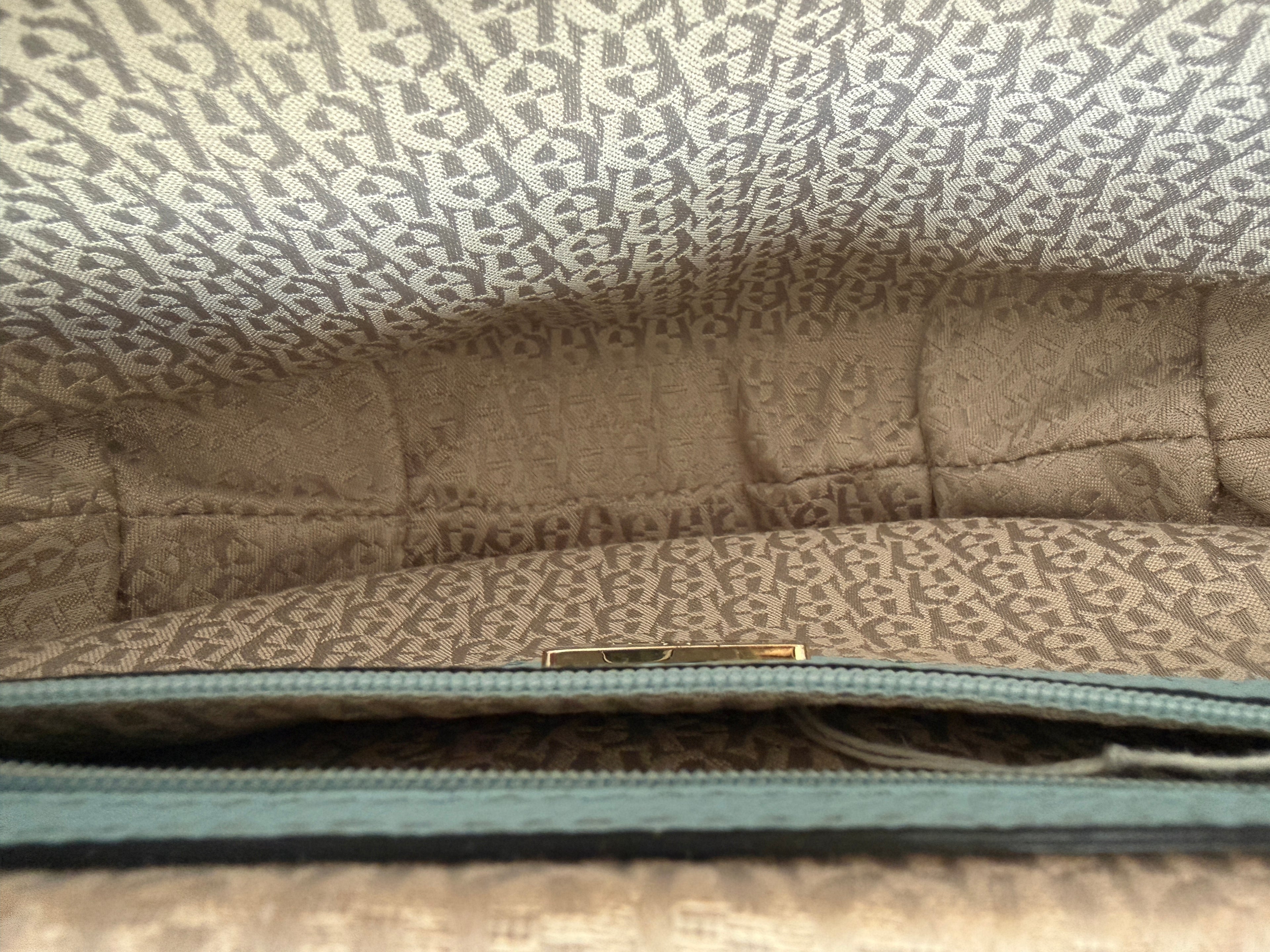 AIGNER HANDTASCHE hellblau