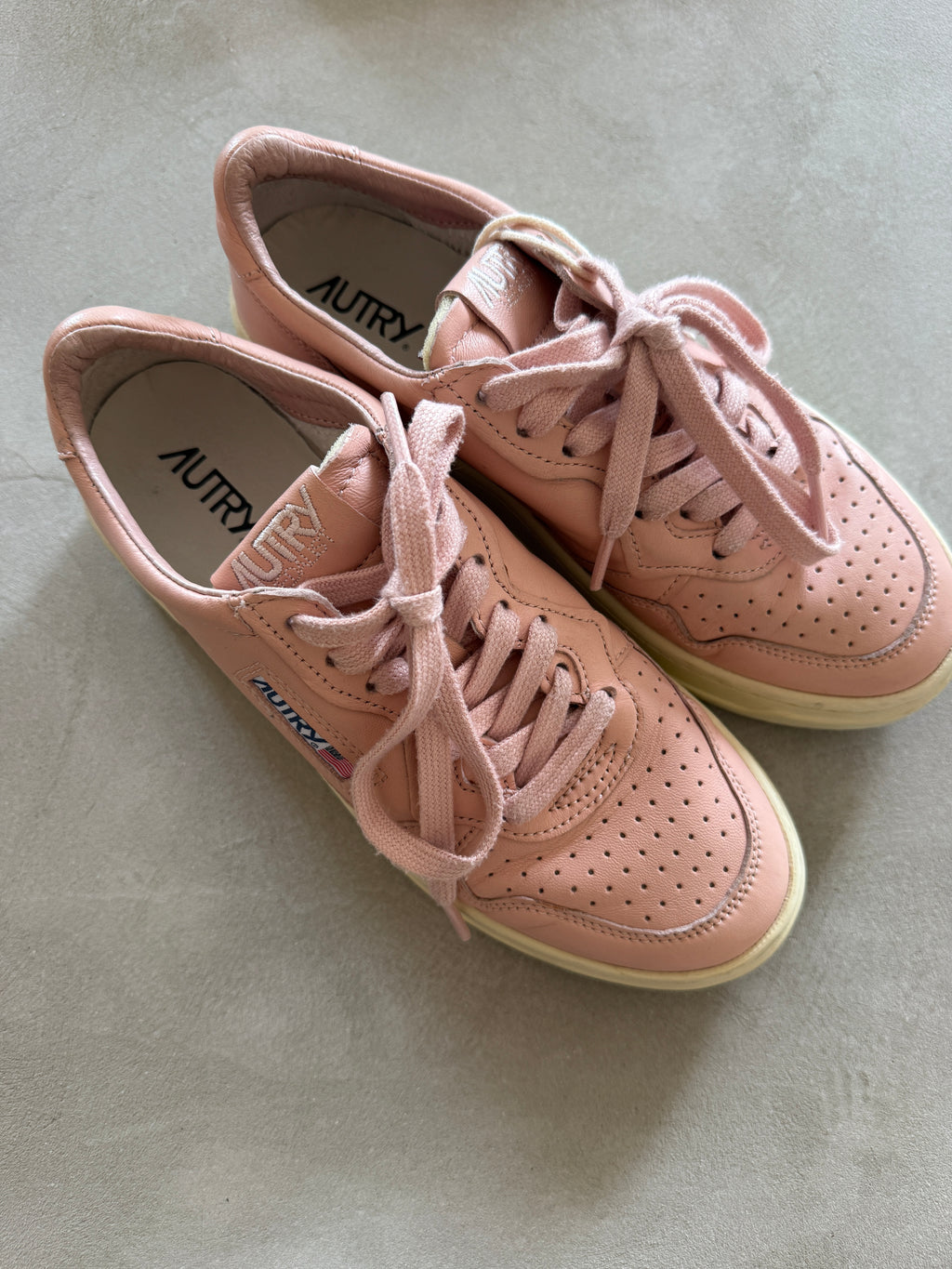 AUTRY 01 Low Sneaker Peach | Gr. 38